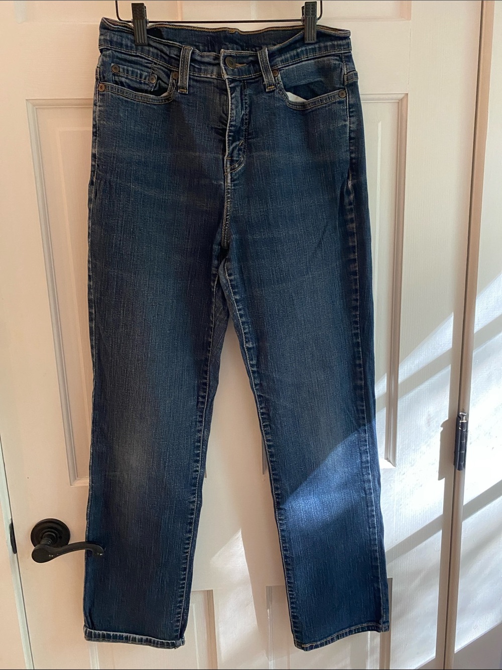 Levi's Women's Dark Wash Jean | Size 10 - Picture 3 of 5